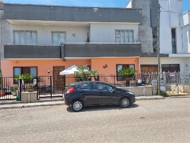 Foto Appartamento in Via San Severino, Nardò Centro di 160 m² con 7 locali