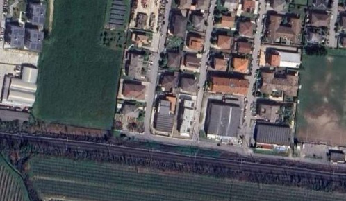 Foto Box in Via Galileo Galilei, Lavagno Vago di 32 m² con 1 locali