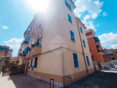 Foto Appartamento in via della bella villa, Roma di 72 m² con 2 locali
