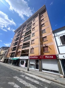 Foto Appartamento in VIA ROMA, Sassari San Giuseppe di 120 m² con 4 locali