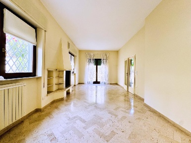 Foto Villa bifamiliare a Viareggio Marco Polo - Don Bosco di 160 m²