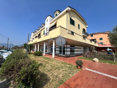 Foto Appartamento a Fosdinovo Caniparola di 60 m² con 4 locali in vendita
