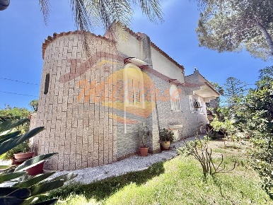 Foto Villa unifamiliare in VIA DELLA MURENA SIRACUSA, Siracusa Ognina