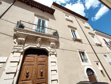 Foto Appartamento in CIMINO, L'Aquila Pile di 200 m² con 7 locali