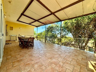 Foto Villa singola in via Fratelli Carnemolla, Ragusa di 240 m² in vendita