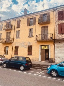 Foto Appartamento in Via A. Pironi, Bondeno Centro di 110 m² con 3 locali