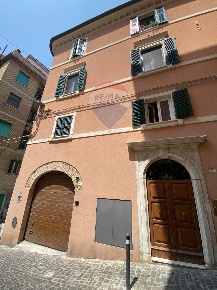 Foto Appartamento in via fanti, Ancona Centro Storico di 100 m² in affitto