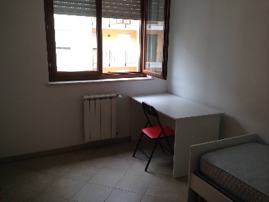 Foto Appartamento in Via Bari, Chieti Chieti Scalo di 77 m² con 4 locali