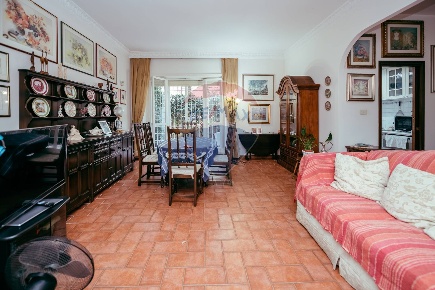 Foto Appartamento in Via Anneo Lucano, Roma Balduina di 112 m² con 4 locali