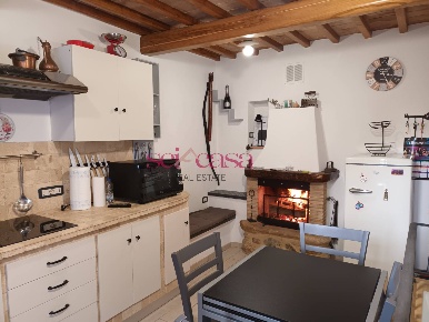 Foto Appartamento a Castel del Piano Centro di 82 m² con 3 locali