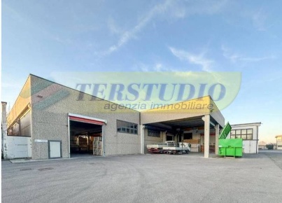 Foto Capannone industriale in Via Giulio natta, Mapello di 2600 m²