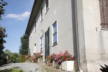 Foto Casa indipendente a Crespina Lorenzana di 108 m² con 5 locali