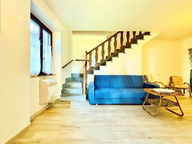 Foto Villa bifamiliare a Pietrasanta di 90 m² con 3 locali in vendita
