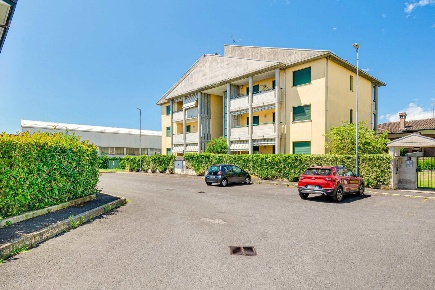 Foto Appartamento in Via Giacchino Rossini 7A, Rovello Porro di 120 m²