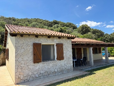 Foto Villa unifamiliare a Olbia Lido di Camaiore di 100 m² con 3 locali