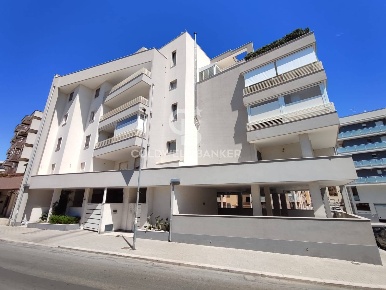 Foto Appartamento in via Cappuccini, Brindisi Cappuccini di 95 m²
