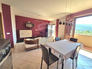 Foto Appartamento in Via Di Caprile, Castelfranco Piandiscò di 83 m²