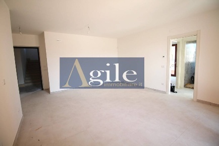 Foto Appartamento in via padre michele bulmetti, Spinetoli di 100 m²
