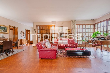 Foto Villa unifamiliare in Via Campagnola, Villorba Visnadello di 250 m²