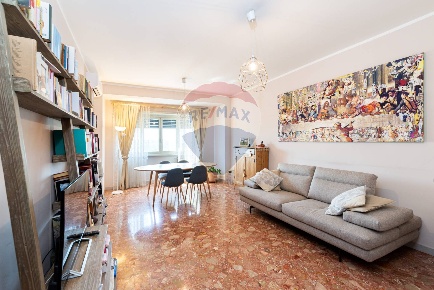 Foto Appartamento in Via Valtravaglia, Roma Conca d'Oro - Valli di 92 m²