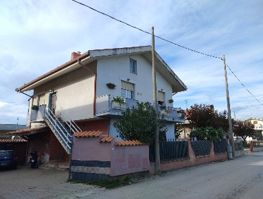 Foto Appartamento a Pineto Torre San Rocco di 80 m² con 4 locali in vendita