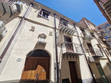 Foto Appartamento in Spina Santa, Palermo Tommaso Natale di 85 m²