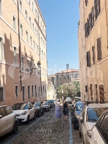 Foto Appartamento in SALITA DI S.ONOFRIO, Roma Trastevere di 80 m²