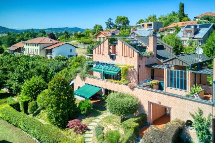 Foto Appartamento in Via Morano 23, Chieri Roaschia di 209 m² con 4 locali