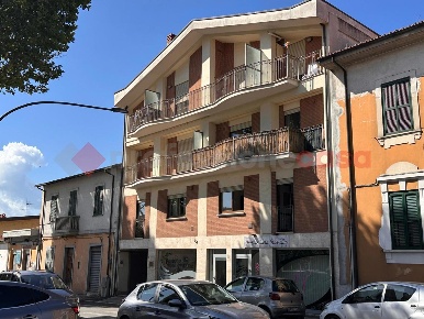 Foto Appartamento in Via Roma 113, Avezzano Centro di 80 m² con 3 locali