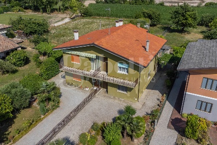Foto Villa bifamiliare in Via Maentrada 64, Concordia Sagittaria Centro