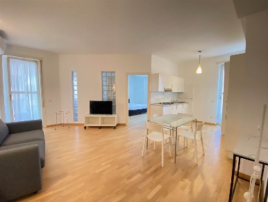 Foto Appartamento in Via Domenichino 2, Milano Monte Rosa - Lotto di 65 m²