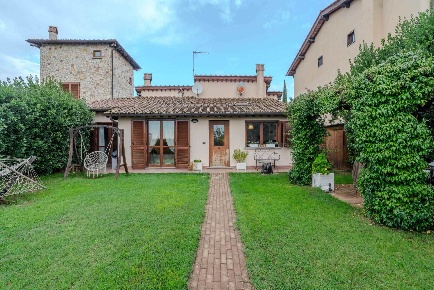 Foto Villa a schiera in Via dei Campi  1, Gaiole in Chianti Monti di 75 m²
