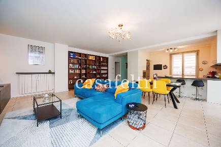 Foto Appartamento in via anghinelli 12, Bergamo Borgo Palazzo di 155 m²