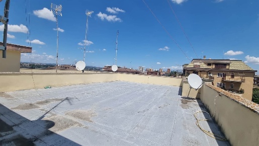 Foto Appartamento in Via San Gimignano, Roma Fidene di 85 m² con 2 locali