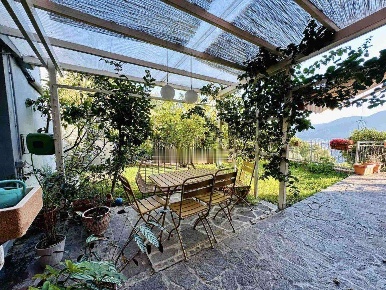 Foto Case semi ndipendenti a La Spezia Montalbano - Valdurasca di 156 m²
