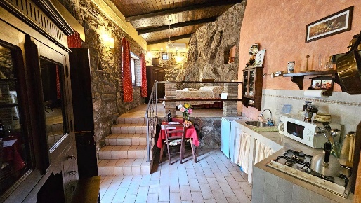 Foto Appartamento in Vicolo delle croci, Soriano nel Cimino in vendita