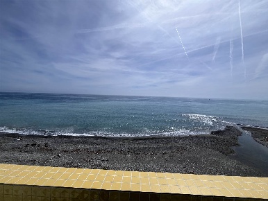 Foto Appartamento a Vallecrosia Centro di 50 m² con 2 locali in vendita
