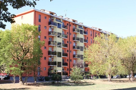 Foto Appartamento in Via Ugo Betti, Milano Gallaratese di 85 m² in vendita