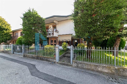 Foto Casa indipendente in VIA LUCCHESI 4A, Treviso in vendita