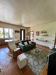 Foto Villa unifamiliare in via manara, Usmate Velate Usmate di 183 m²