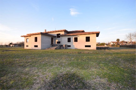 Foto Villa unifamiliare in Via Luigi Piron 15, Piove di Sacco di 650 m²