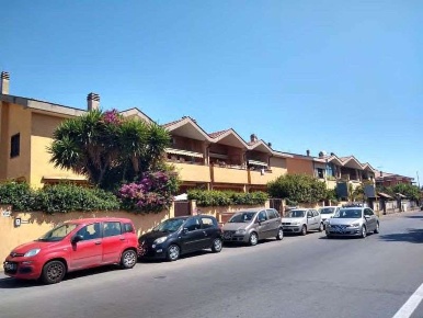 Foto Villa a schiera in Viale dei Romagnoli 2219, Roma Acilia di 79 m²