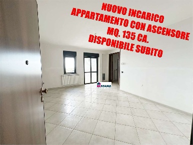 Foto Appartamento a Corato di 135 m² con 6 locali in vendita