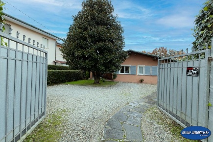 Foto Villa unifamiliare a Viareggio Terminetto - Migliarina di 170 m²