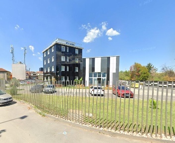 Foto Capannone industriale a Pero Centro di 4731 m² con 1 locali in vendita