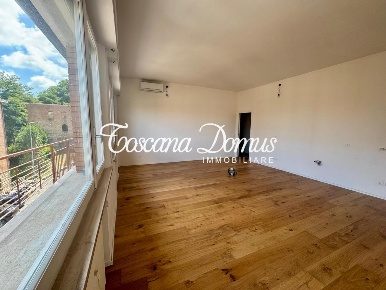 Foto Appartamento a Siena Lizza - Camollia di 110 m² con 5 locali