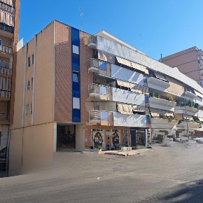 Foto Box in Via Piemonte, Bari di 21 m² in vendita