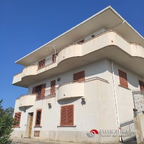 Foto Appartamento a San Lorenzo Centro di 150 m² con 4 locali in affitto