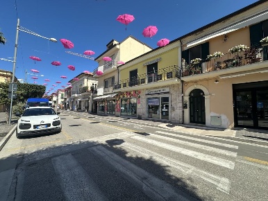Foto Appartamento in Via Genova, Giulianova in vendita