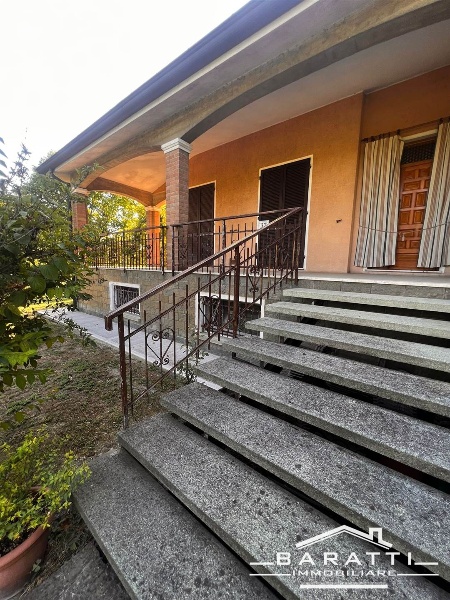 casa indipendente in vendita a Reggiolo